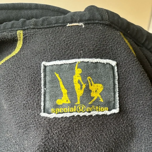 LULULEMON rare Germany cheer scuba hoodie - Picture 8 of 8